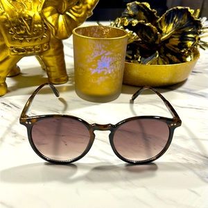 Women Round Sunglasses